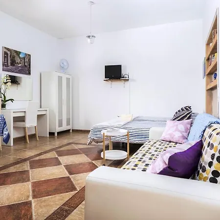 Studio In With Wonderful Mountain View Enclosed Garden And Wifi 12 Km From The Beach * Tuineje