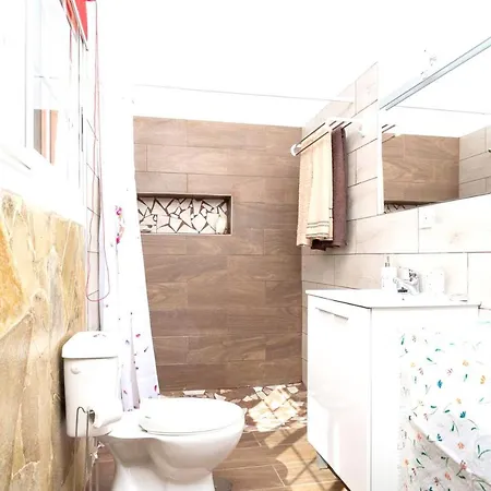 Studio In With Wonderful Mountain View Enclosed Garden And Wifi 12 Km From The Beach Tuineje